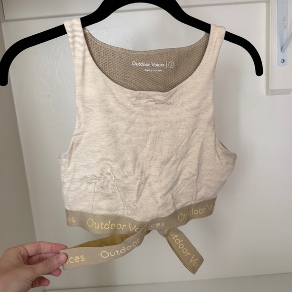 Outdoor Voices Criss Cross Sports Bra - Picture 1 of 3